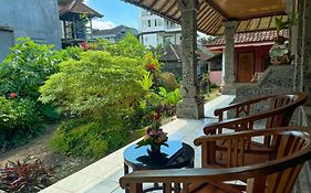 Sari Bungalows